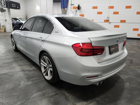 Used 2016 BMW 330e image 19