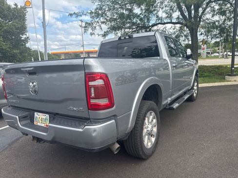 Used 2022 RAM 2500 Laramie AWD/4WD image 3
