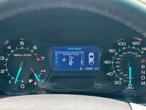 Used 2014 Ford Explorer XLT image 16