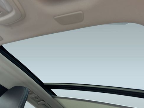 Certified 2022 Volvo XC60 B5 Inscription w/ Advanced Package image 16