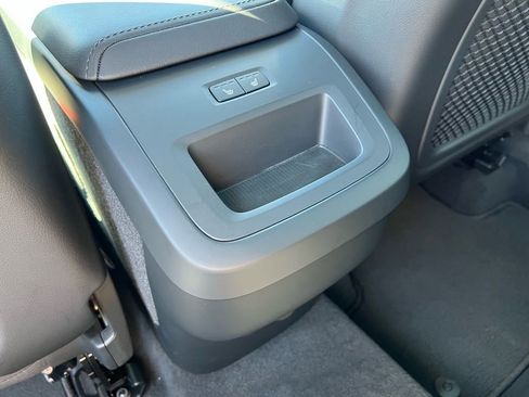 Certified 2025 Volvo XC60 B5 Plus AWD/4WD image 23