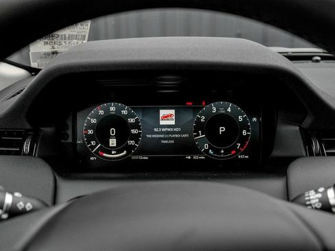 New 2025 Land Rover Discovery Sport S image 12