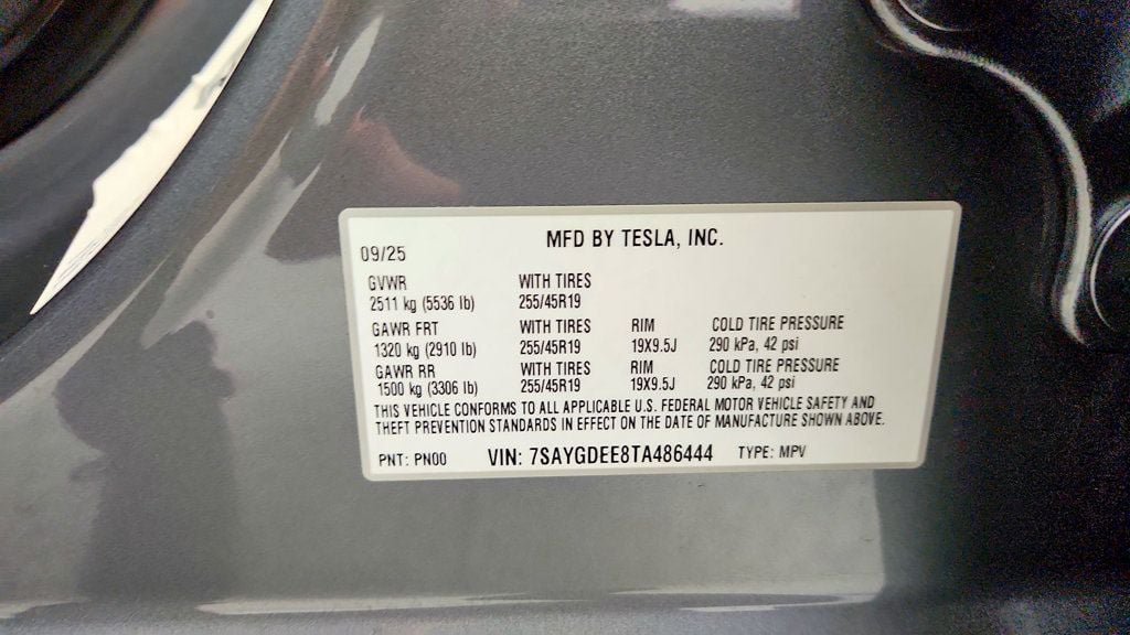 Used 2026 Tesla Model Y Long Range AWD/4WD image 27