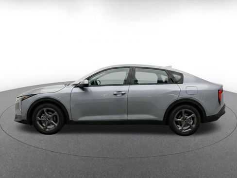 Used 2025 Kia K4 FWD image 4