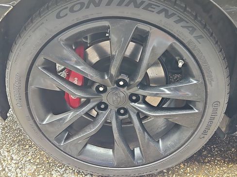 Used 2016 Hyundai Genesis Coupe 3.8 RWD image 2
