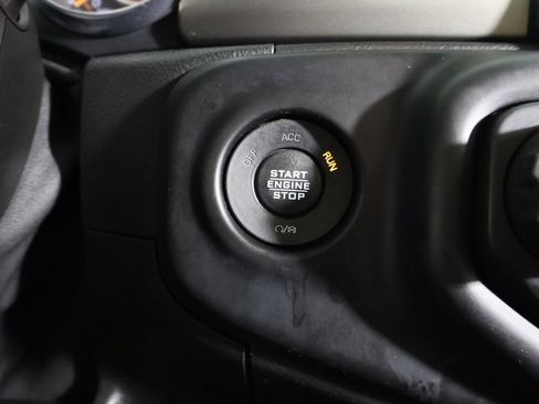 Used 2021 Jeep Gladiator Sport AWD/4WD image 34
