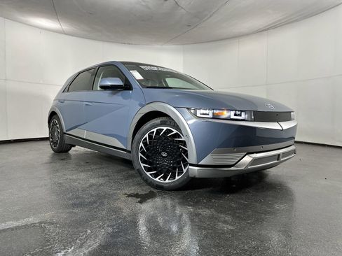 Used 2023 Hyundai Ioniq 5 Limited image 1