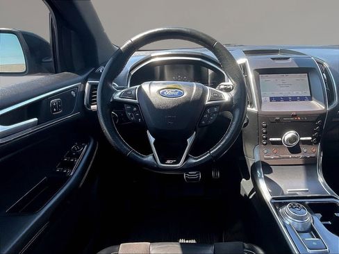 Used 2020 Ford Edge ST w/ Equipment Group 401A AWD/4WD image 8
