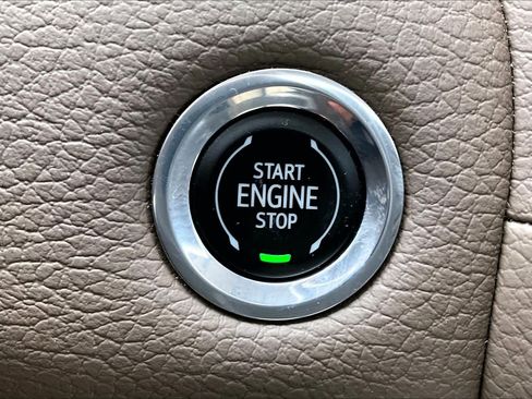 Used 2023 GMC Yukon Denali w/ Denali Reserve Package AWD/4WD image 34