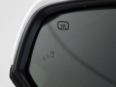 Used 2021 Toyota Sienna XLE image 22