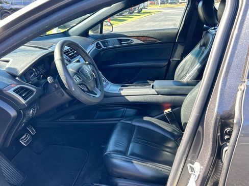 Used 2019 Lincoln MKZ Reserve w/ Reserve Plus Package image 16