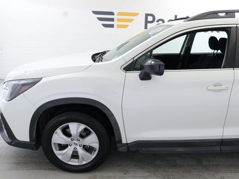 Used 2023 Subaru Ascent 8-Passenger image 4