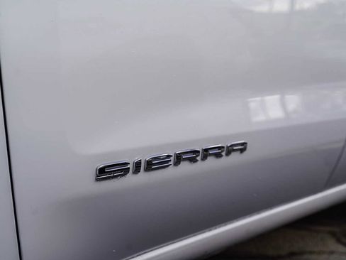 Used 2024 GMC Sierra 1500 SLT image 8