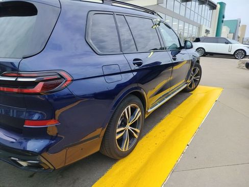 Certified 2023 BMW X7 xDrive40i w/ Executive Package image 5