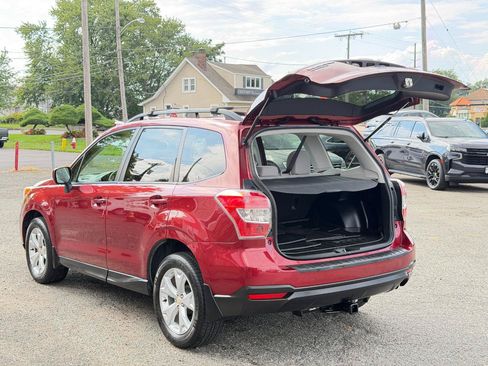 Used 2015 Subaru Forester 2.5i Premium w/ All-Weather Package AWD/4WD image 32