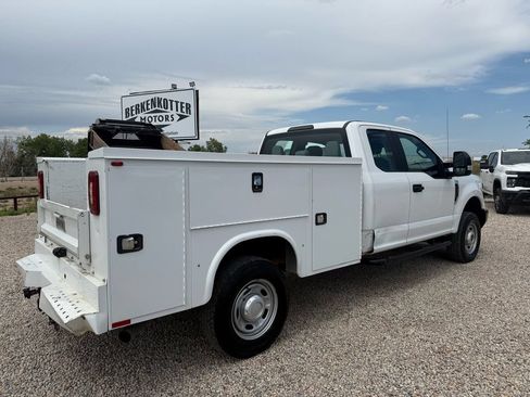 Used 2018 Ford F350 XL AWD/4WD image 10