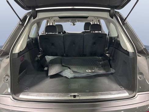 Used 2020 Audi Q7 3.0T Premium Plus image 11