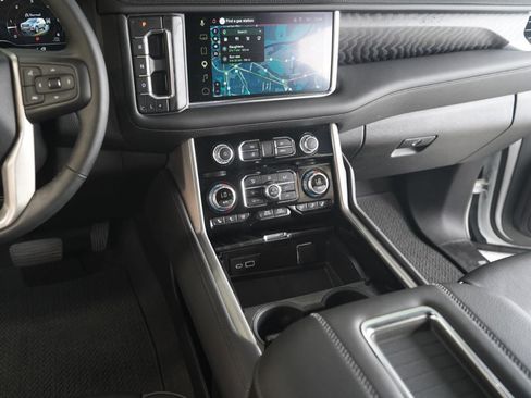 Used 2024 GMC Yukon Denali w/ Max Trailering Package AWD/4WD image 18