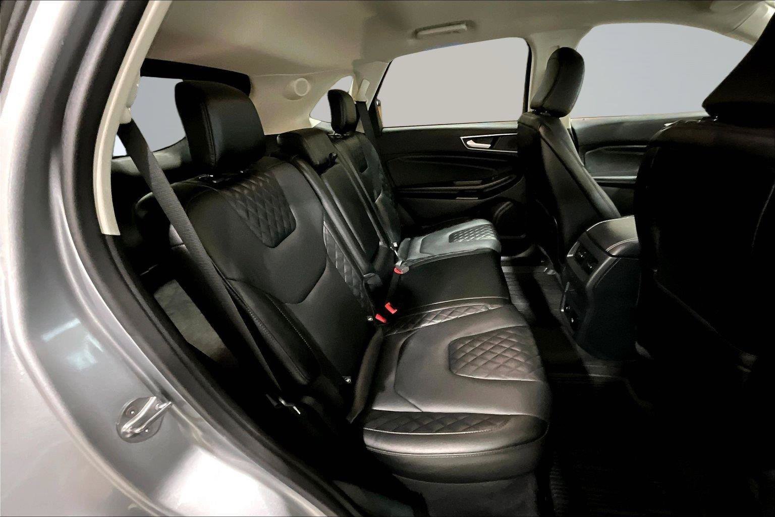 Used 2023 Ford Edge Titanium w/ Equipment Group 301A AWD/4WD image 28
