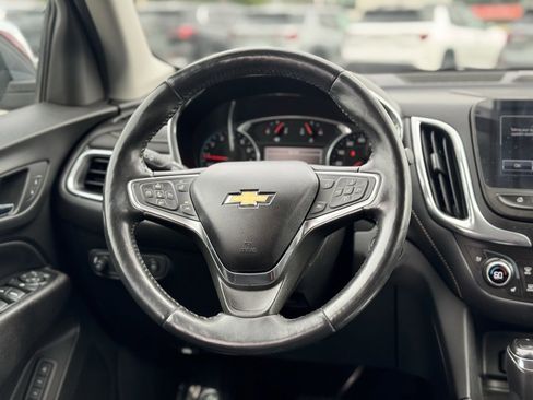 Used 2018 Chevrolet Equinox Premier image 14