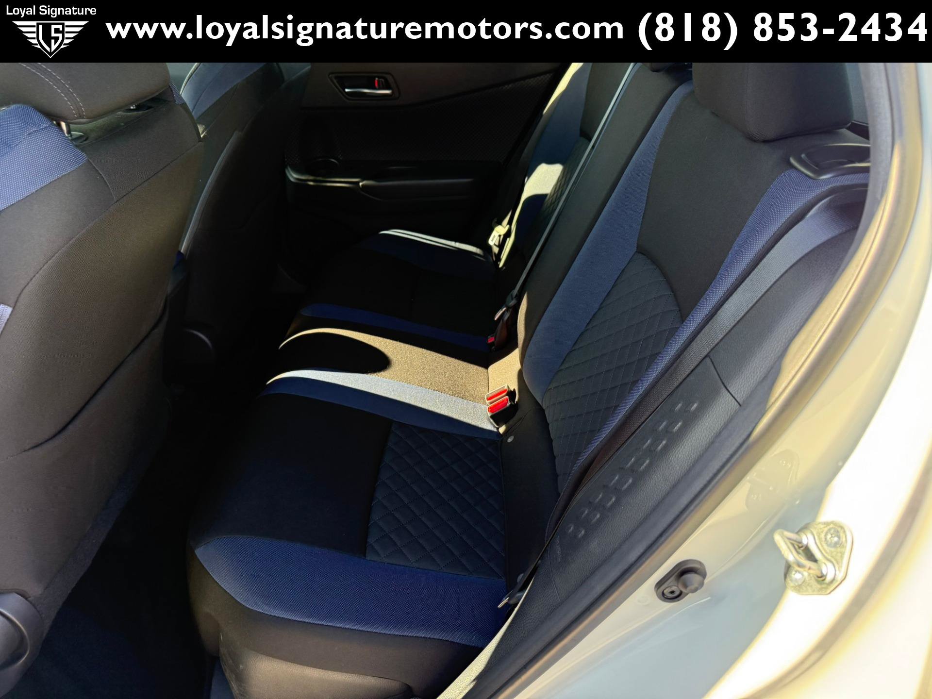 Used 2020 Toyota C-HR XLE FWD image 12
