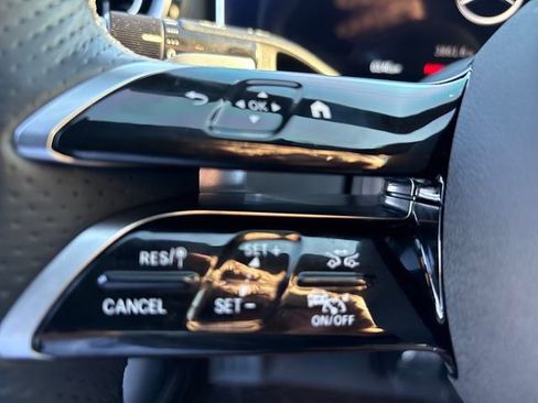 Used 2024 Mercedes-Benz C 300 4MATIC Sedan image 7