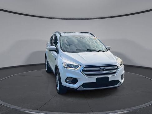 Used 2018 Ford Escape SEL AWD/4WD image 3