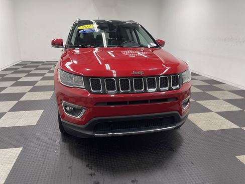 Used 2019 Jeep Compass Limited AWD/4WD image 7