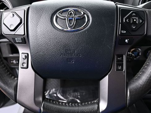 Used 2019 Toyota Tacoma TRD Off-Road image 29