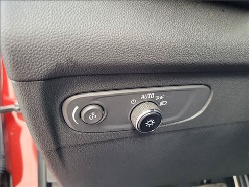 Used 2023 Buick Envision Preferred FWD image 16