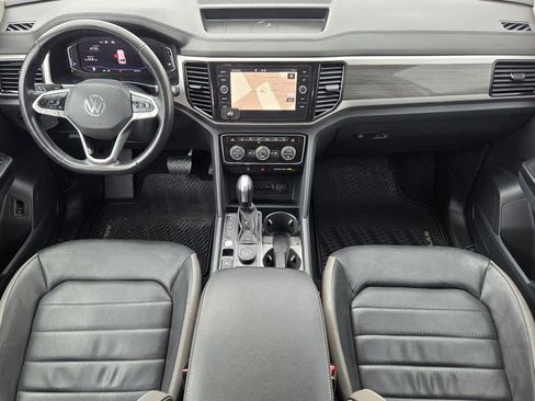 Used 2021 Volkswagen Atlas SEL Premium image 26