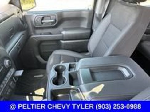 Used 2024 Chevrolet Silverado 1500 Custom Trail Boss w/ Dark Appearance Package AWD/4WD image 20