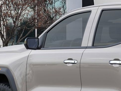 New 2026 GMC Canyon Denali AWD/4WD image 12