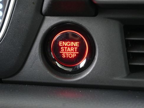 Certified 2023 Honda Pilot Elite image 17