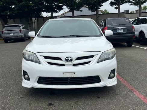 Used 2013 Toyota Corolla S w/ Premium Pkg FWD image 6
