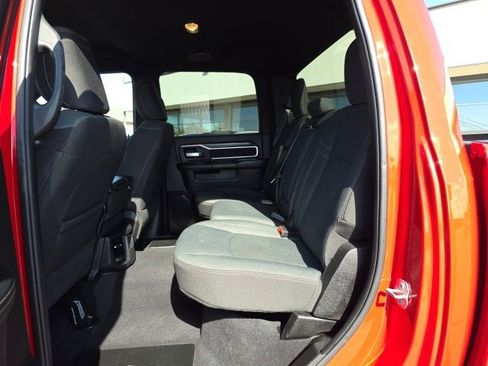 Used 2024 RAM 2500 Big Horn w/ Safety Group image 39