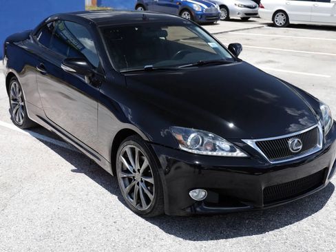 Used 2014 Lexus IS 250C w/ Luxury Package RWD image 9