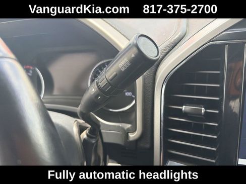 Used 2022 Ford F250 Lariat w/ Lariat Value Package AWD/4WD image 26