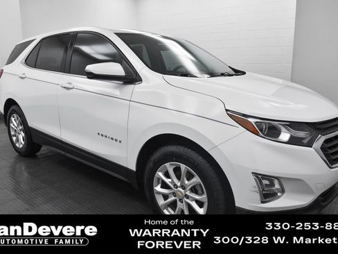 Used 2018 Chevrolet Equinox LT image 1
