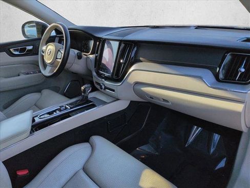 Used 2019 Volvo XC60 T6 Inscription w/ Protection Package Premier image 24