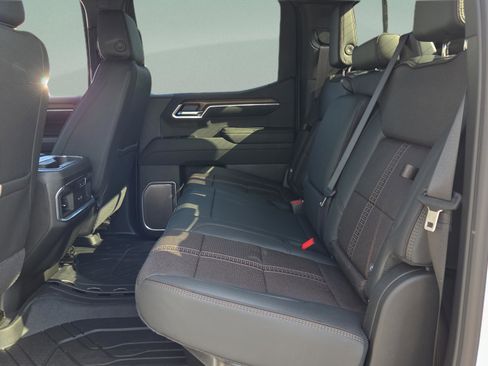 New 2026 Chevrolet Silverado 1500 High Country AWD/4WD image 34