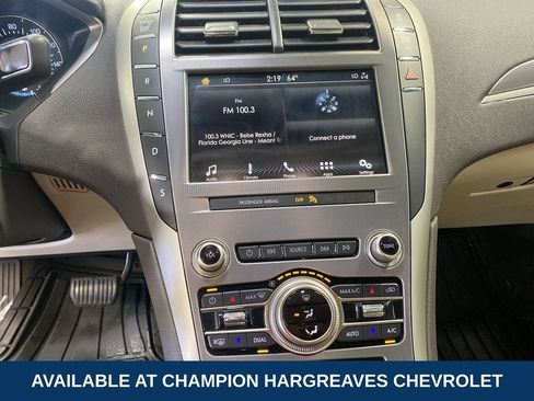 Used 2019 Lincoln MKZ Premiere AWD/4WD image 17