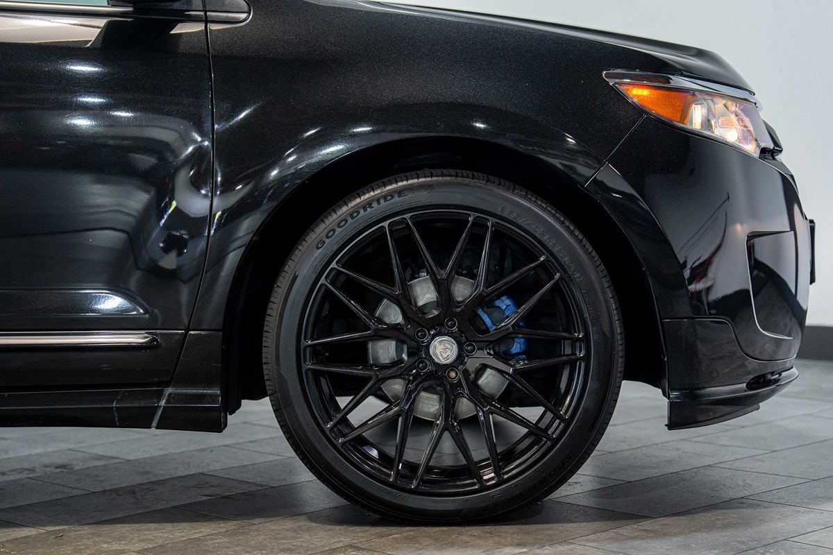 Used 2014 Ford Edge Sport w/ Driver Entry Package FWD image 9