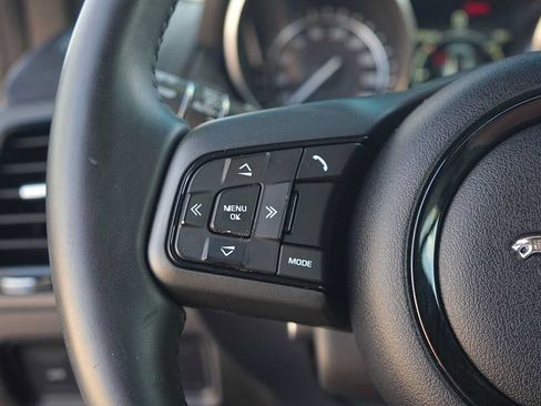 Used 2017 Jaguar F-TYPE Coupe RWD image 15
