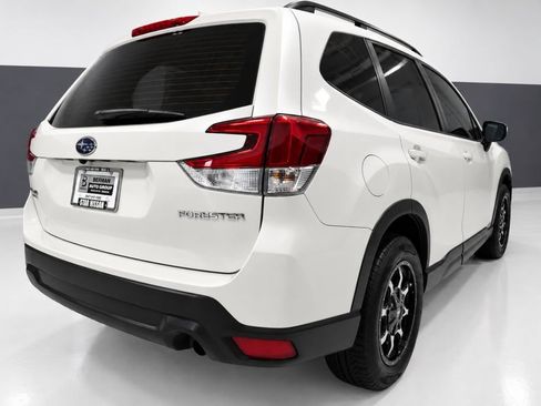 Used 2020 Subaru Forester w/ Alloy Wheel Package AWD/4WD image 8