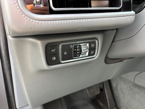 Used 2021 Lincoln Aviator Grand Touring w/ Elements Package Plus image 16