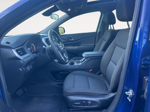 Used 2023 GMC Acadia SLE image 15