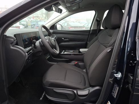 New 2026 Hyundai Tucson Blue SE image 7