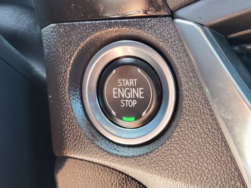 Used 2025 Buick Encore GX Sport Touring image 24