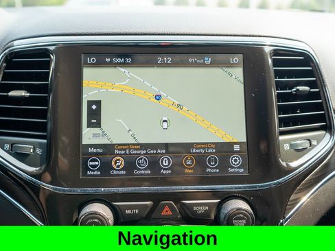 Used 2021 Jeep Grand Cherokee Limited w/ Luxury Group II AWD/4WD image 24